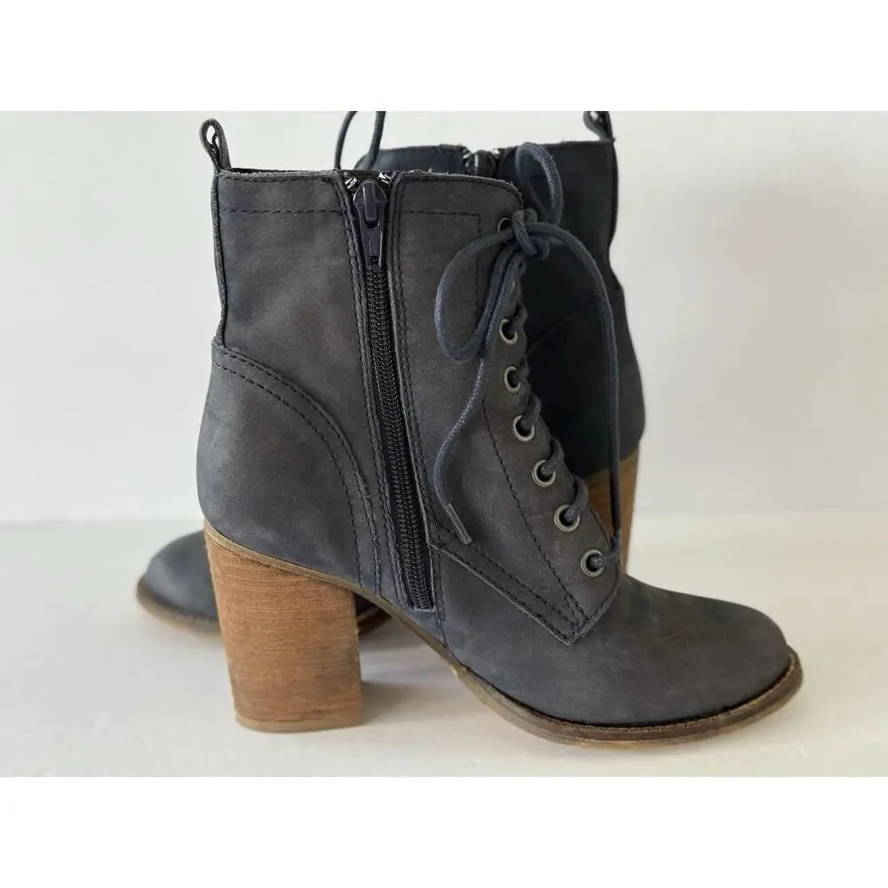 Steve Madden Lace Up Blue Suede Ankle Boots Size 6 - Granny Romantic Cottagecore